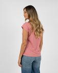 MUST HAVE V NECK TEE SS24